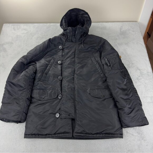 Alpha Industries Men's Size Medium N-3B Extreme Cold Weather Black Parka - Picture 1 of 13